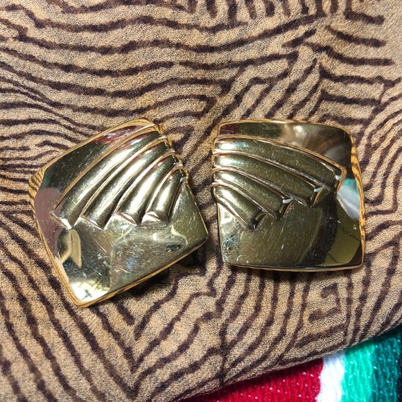 Vintage Monet Earrings - Picture 2 of 5